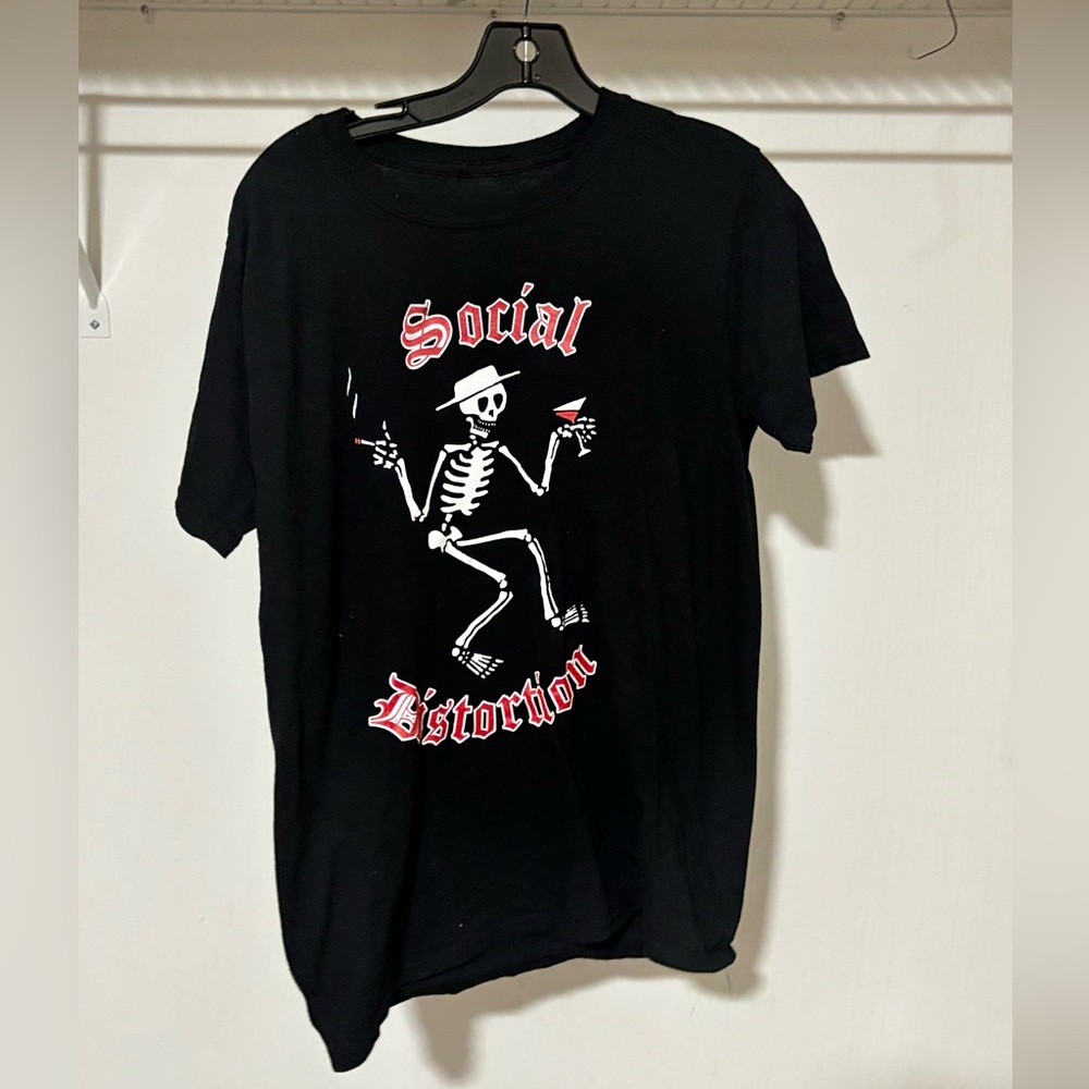 “Social Distortions” Black T-Shirt Sz M